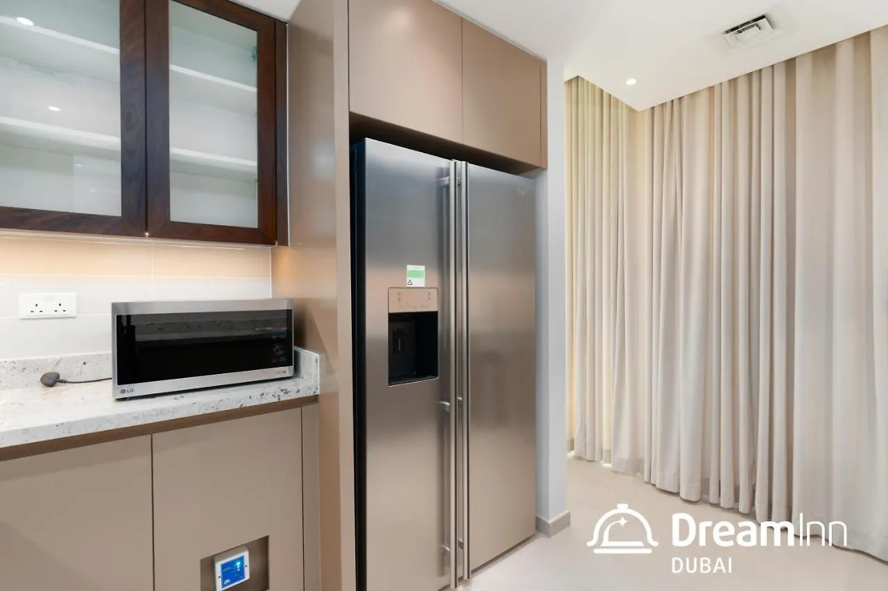 Dream Inn Apartments- Boulevard Heights Dubai